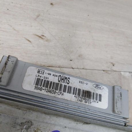 blok-upravleniia-dvigatelem-ford-focus-1-18i-eydc-art-74886-big-2