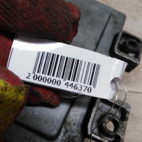 blok-upravleniia-dvigatelem-renault-logan-i-art-74911-big-1