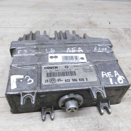 blok-upravleniia-dvigatelem-volkswagen-golf-3-0261203314-315-032906026d-art-75910-big-0