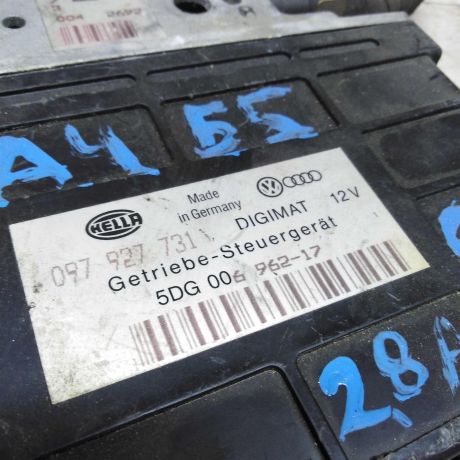 blok-upravleniia-dvigatelem-audi-80-b4-097927731-5dg00696217-art-75979-big-3