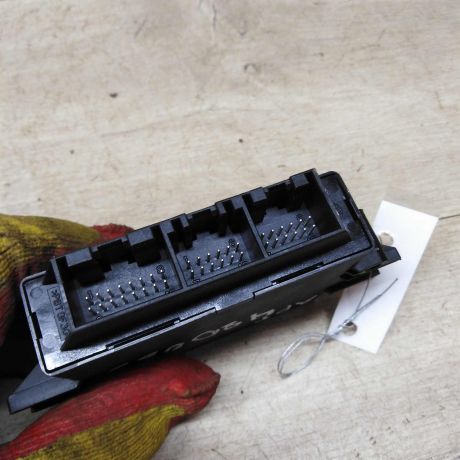 blok-upravleniia-parktronikom-skoda-yeti-i-art-76656-big-4