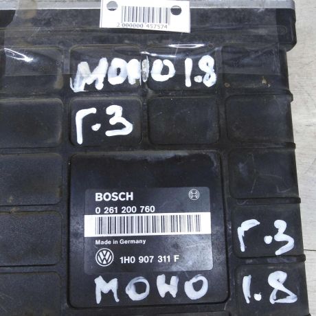 blok-upravleniia-dvigatelem-volkswagen-golf-3-art-76709-big-1