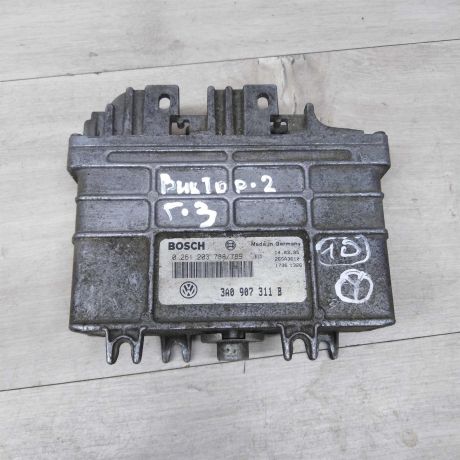 blok-upravleniia-dvigatelem-volkswagen-golf-3-art-76775-big-0