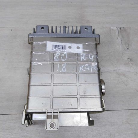 blok-upravleniia-dvigatelem-audi-80-b3-art-76815-big-0