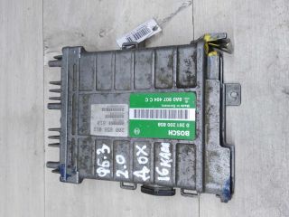 blok-upravleniia-dvigatelem-volkswagen-passat-b3-art-76818