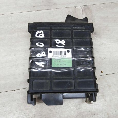 blok-upravleniia-dvigatelem-audi-80-b3-art-76931-big-0