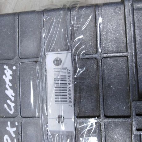 blok-upravleniia-dvigatelem-audi-100-c4-art-77059-big-2