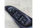 blok-upravleniia-steklopodieemnikami-nissan-almera-ii-n16-art-77462-small-0