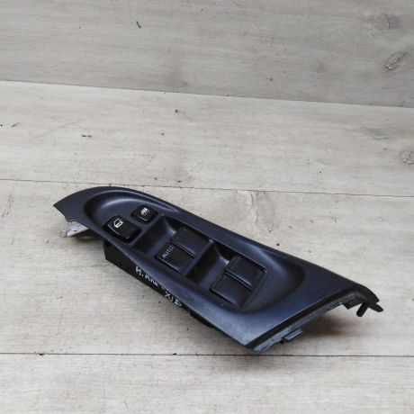 blok-upravleniia-steklopodieemnikami-nissan-almera-ii-n16-art-77462-big-4