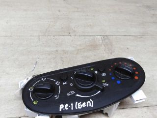 blok-upravleniia-peckoi-kondicionerom-renault-sandero-i-art-77785