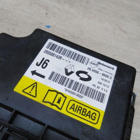 blok-upravleniia-airbag-poduskami-bezopasnosti-renault-fluence-i-restailing-art-78575-big-1