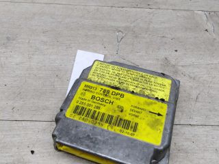 blok-upravleniia-airbag-poduskami-bezopasnosti-mitsubishi-carisma-i-liftbek-art-79345