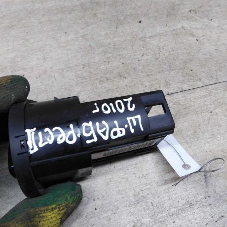 blok-upravleniia-svetom-skoda-fabia-ii-restailing-art-80066-big-1