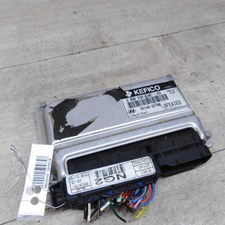 blok-upravleniia-dvigatelem-hyundai-elantra-iii-xd-sedan-art-80333-big-0