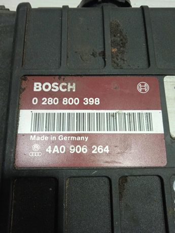 blok-upravleniia-dvigatelem-23-aar-audi-100-c4-art-80997-big-1