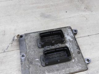 blok-upravleniia-dvigatelem-opel-vectra-c-art-81342