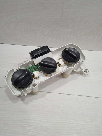 blok-upravleniia-peckoi-toyota-corolla-ix-e120-e130-art-81967-big-0