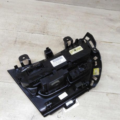 blok-upravleniia-peckoi-ford-focus-3-art-82405-big-3