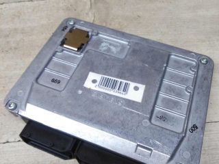 blok-upravleniia-dvigatelem-audi-a4-b6-16i-alz-art-82667