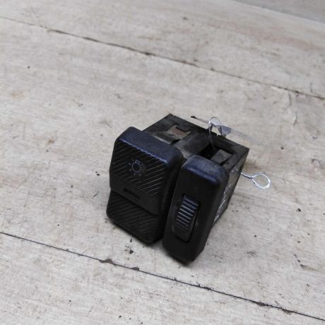 blok-upravleniia-svetom-knopka-volkswagen-transporter-t4-art-84522-big-0