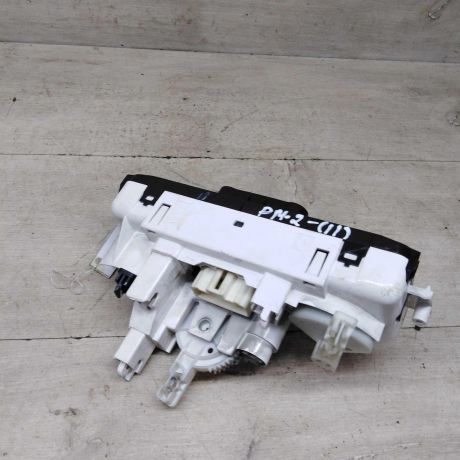 blok-upravleniia-peckoi-i-kondicionerom-renault-megane-ii-art-85297-big-4