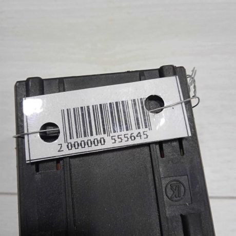 blok-upravleniia-svetom-volkswagen-passat-b5-art-85397-big-1