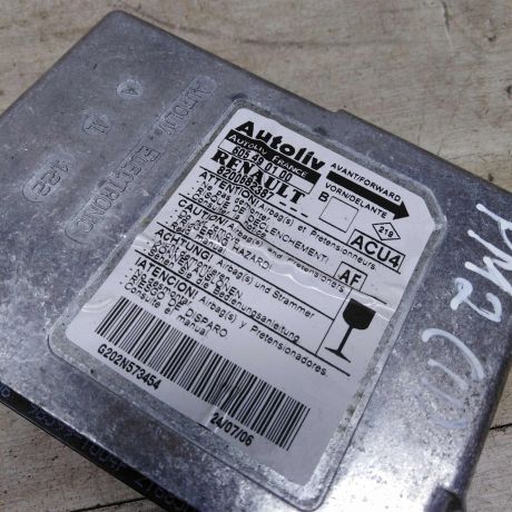 blok-upravleniia-airbag-renault-megane-ii-art-85450-big-1