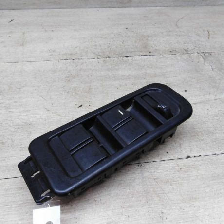 blok-upravleniia-steklopodieemnikami-geely-lc-panda-cross-art-85528-big-0