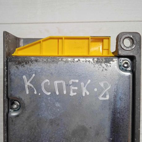 blok-upravleniia-airbag-kia-spectra-ii-art-86283-big-1