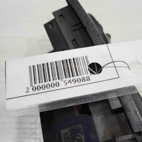 blok-upravleniia-steklopodieemnikami-hyundai-matrix-art-86646-big-1