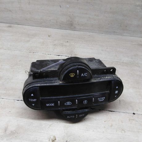 blok-upravleniia-peckoi-i-kondicionerom-kia-carens-i-rs-art-86765-big-0