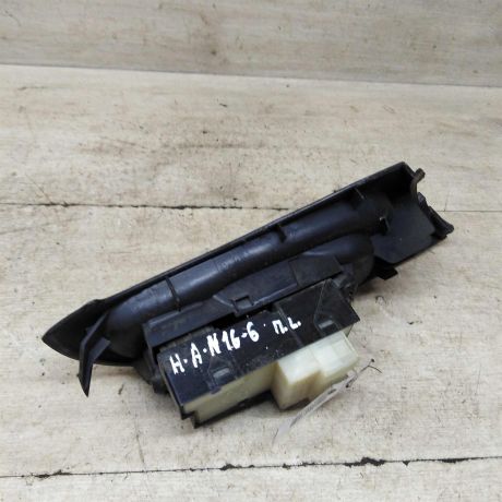 blok-upravleniia-steklopodieemnikom-perednii-levyi-nissan-almera-n16-art-86995-big-2