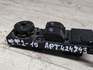 blok-upravleniia-steklopodieemnikami-ford-focus-ii-art-87519