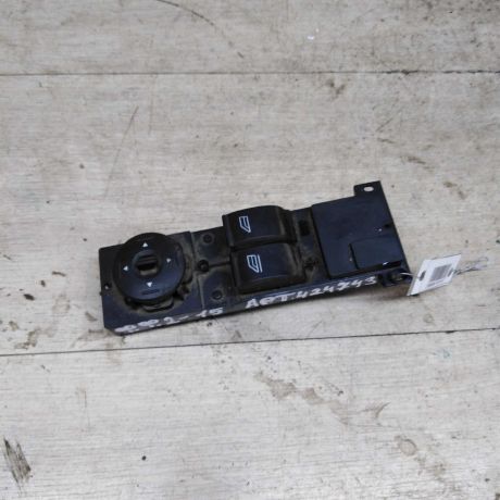 blok-upravleniia-steklopodieemnikami-ford-focus-ii-art-87519-big-2