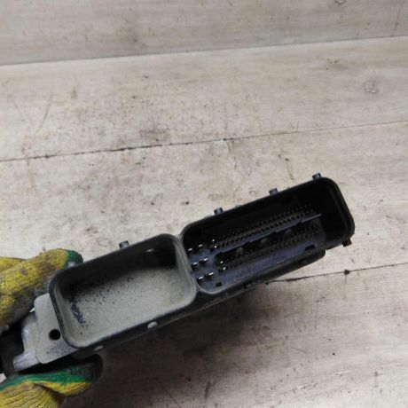 blok-upravleniia-dvigatelem-kia-rio-ii-art-87692-big-4