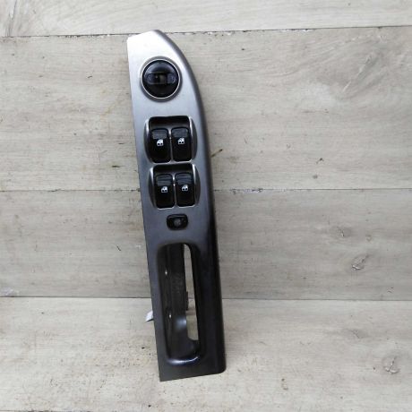 blok-upravleniia-steklopodieemnikami-kia-carens-i-rs-art-87737-big-0