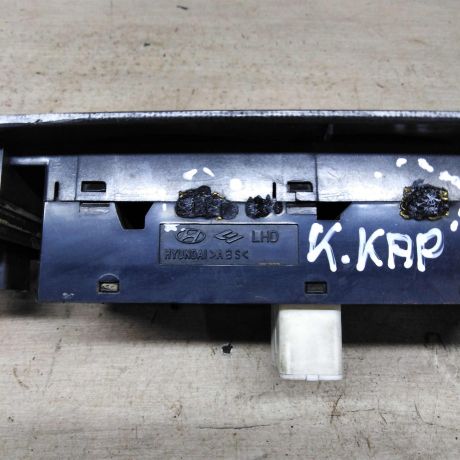 blok-upravleniia-steklopodieemnikami-kia-carens-i-rs-art-87737-big-1