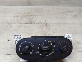 blok-upravleniia-peckoi-renault-logan-i-art-87752