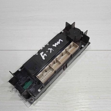 blok-upravleniia-peckoi-i-klimat-kontrolem-skoda-octavia-i-a4-universal-art-87842-big-1