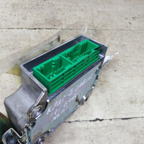 blok-upravleniia-airbag-kia-rio-ii-art-87857-big-4