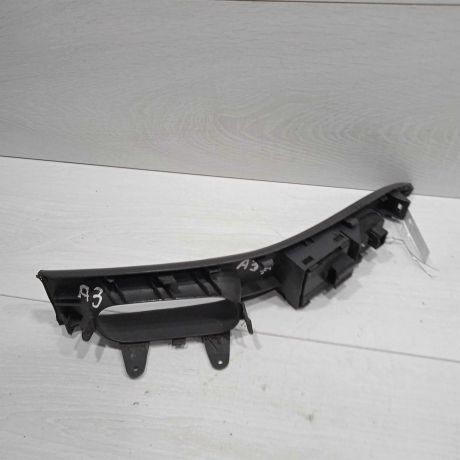 blok-upravleniia-steklopodieemnikami-audi-a3-8l-art-87927-big-0