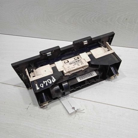 blok-upravleniia-peckoi-volkswagen-polo-5-art-88234-big-2