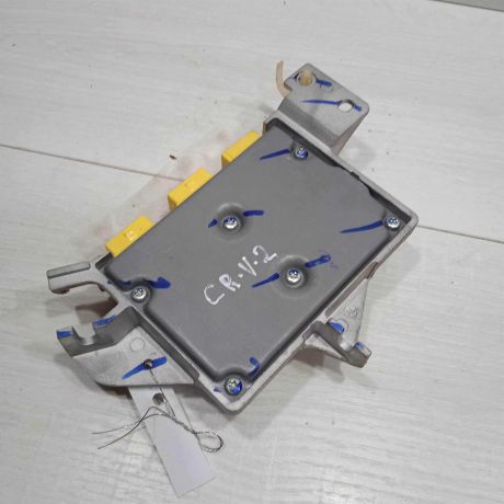blok-upravleniia-airbag-poduskami-bezopasnosti-honda-cr-v-ii-art-88456-big-1