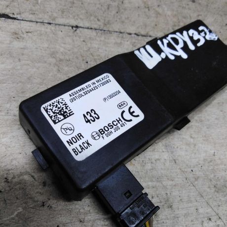 blok-upravleniia-centralnym-zamkom-13503204-f00hj00491-chevrolet-cruze-2011-art-89421-big-1