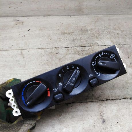 blok-upravleniia-peckoi-mitsubishi-space-wagon-iii-art-89494-big-0