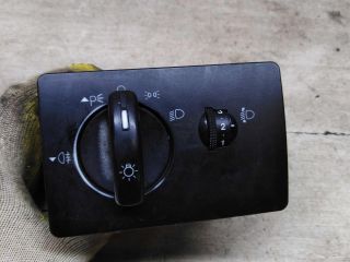 blok-upravleniia-svetom-ford-focus-ii-art-90197