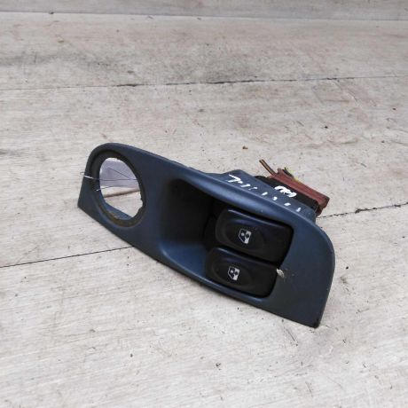 blok-upravleniia-steklopodieemnikami-renault-megane-i-ia2-art-90376-big-0