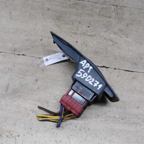 blok-upravleniia-steklopodieemnikami-renault-megane-i-ia2-art-90376-big-3