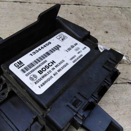 blok-upravleniia-parktronikami-opel-astra-j-art-90800-big-4