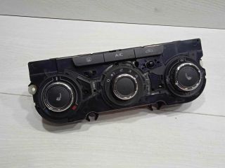 blok-upravleniia-peckoi-i-kondicionerom-podogrev-sidenii-skoda-yeti-i-art-91243